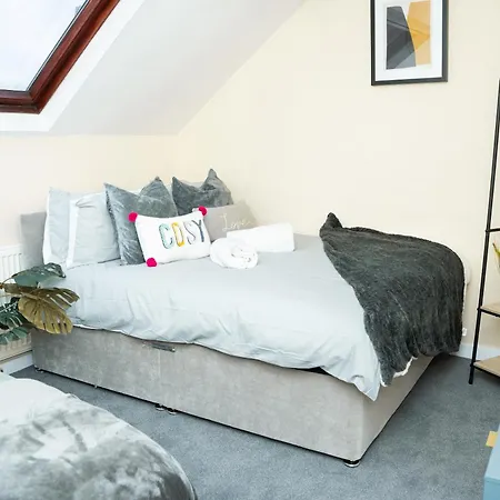 Apartment Modern Retreat Location Close To The